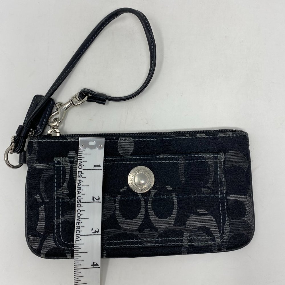 Coach Wristlet - Picture 12 of 16